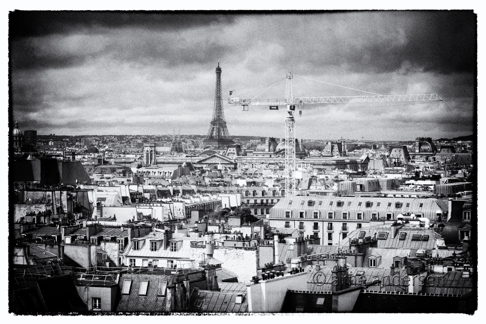 Eiffelturm vom Centre Pompidou aus gesehen
